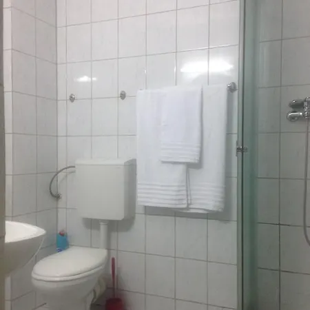 Antonia Accomodation